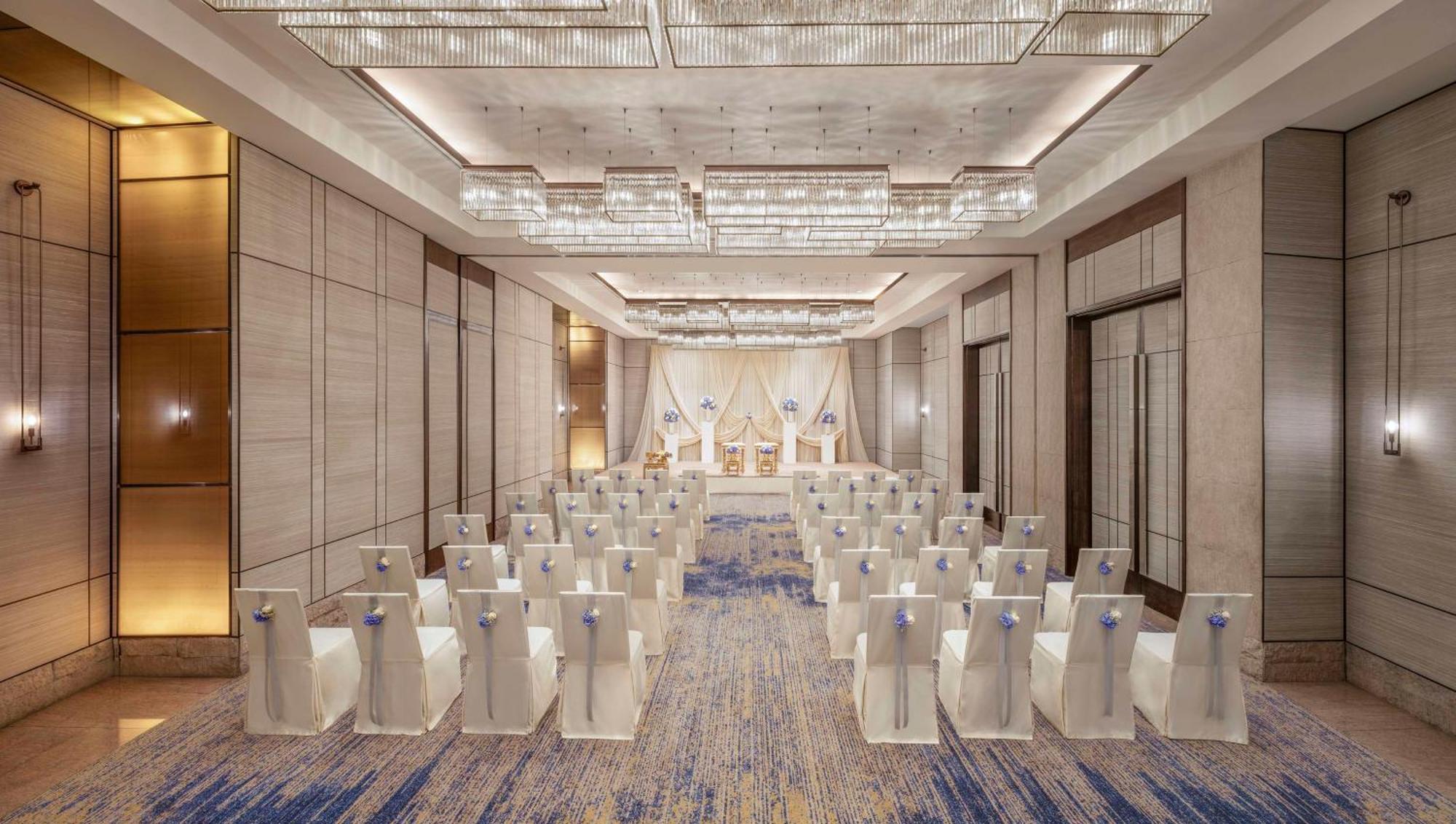 Conrad Bangkok Residences Bagian luar foto