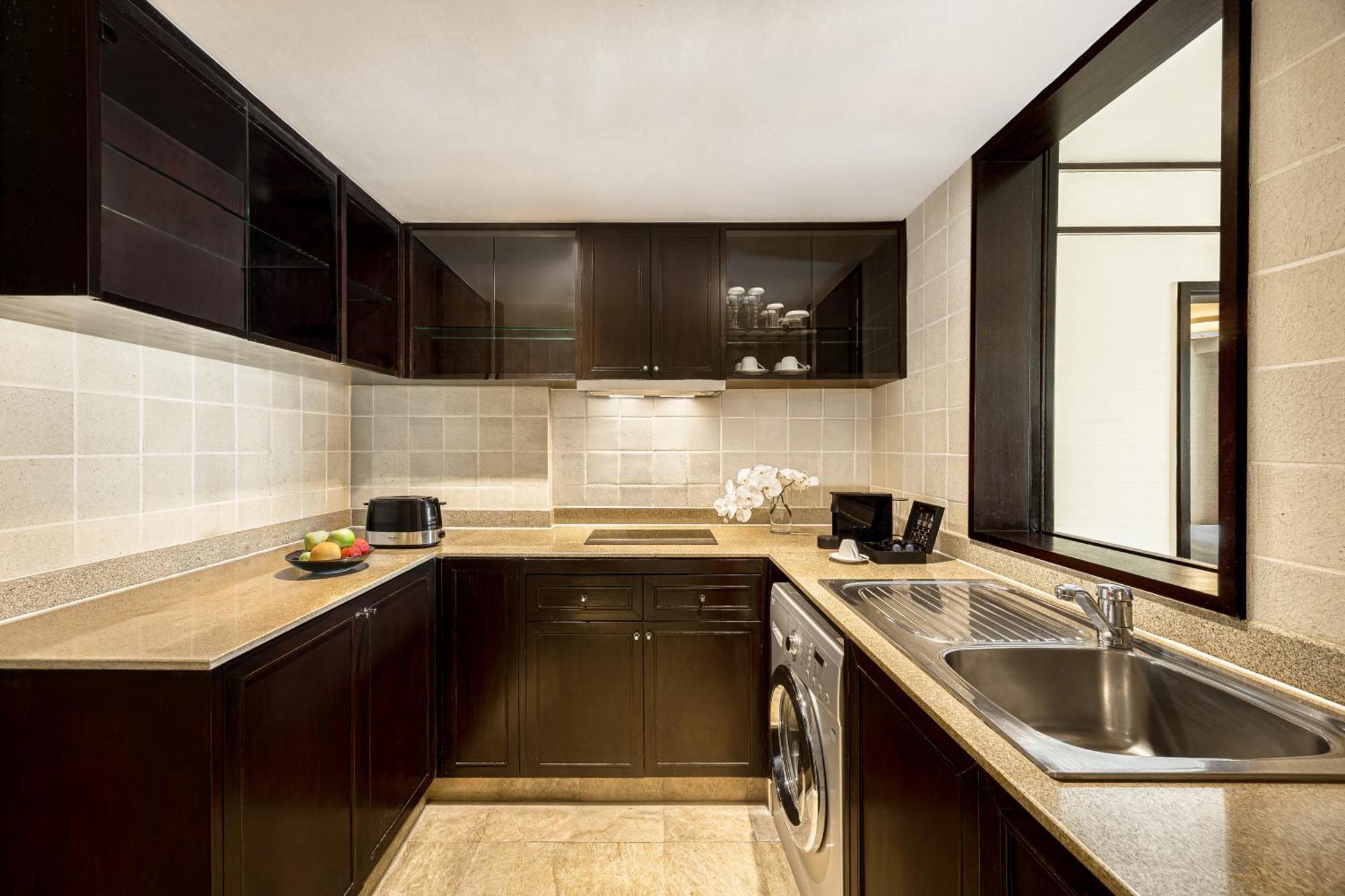 Conrad Bangkok Residences Bagian luar foto