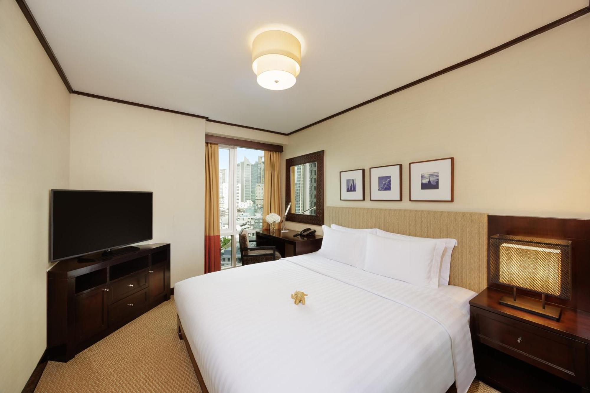 Conrad Bangkok Residences Bagian luar foto